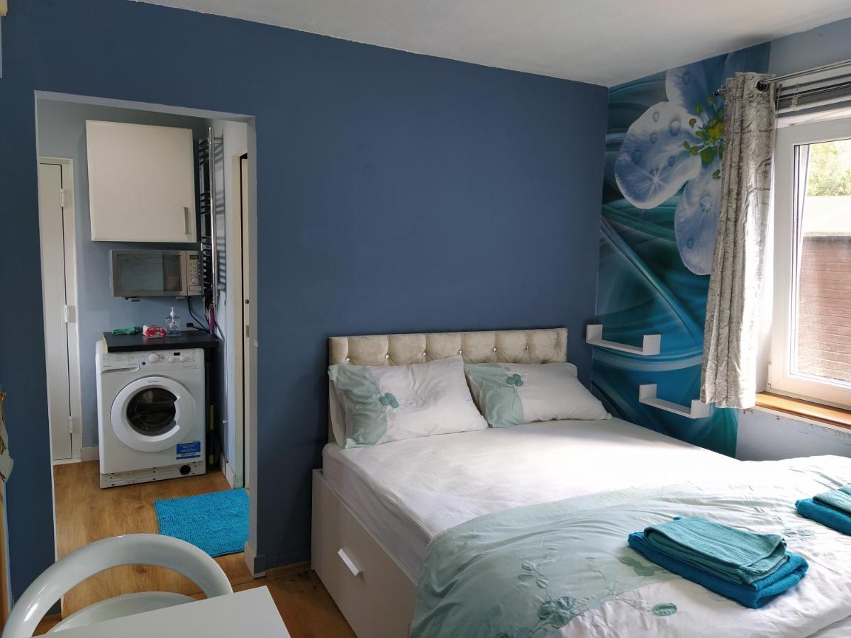 Self Catering Studio Flat Leilighet Edinburgh Eksteriør bilde